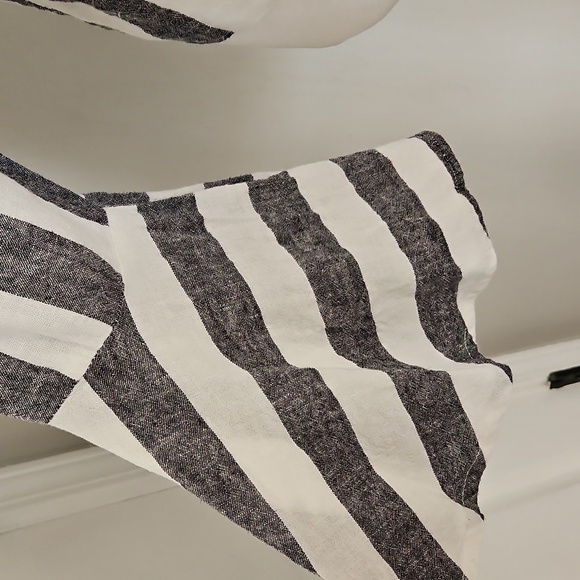 Ashley Stewart Women's Black and White Linen Blend Striped Open Blazer Sz 14 - Picture 3 of 8